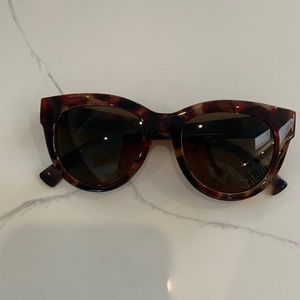 Von zipper sun glasses